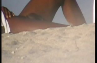 XXX بی رحمانه فلم سکی طنز در پردازش زیرزمین