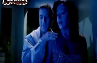 XXX همه سگ ها در رفت و آمد مکرر سرگرم کننده پشت صحنه فیلم سکی با بچه ها