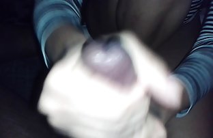 XXX سیاه پخش سکی پوست سفید کیر سیاه در گردن